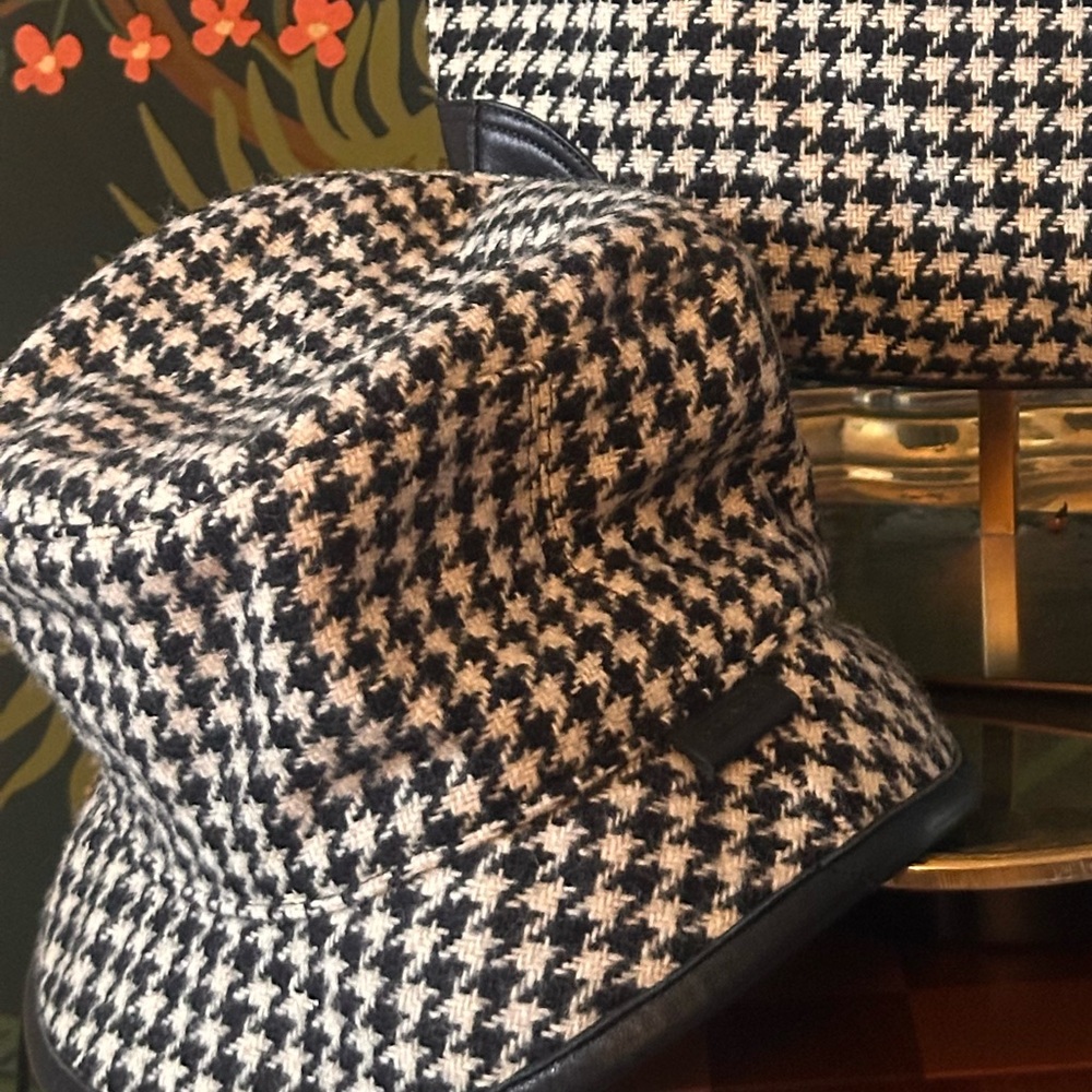Coach Vintage Houndstooth Bucket Hat (from Hamptons line) Size M/L